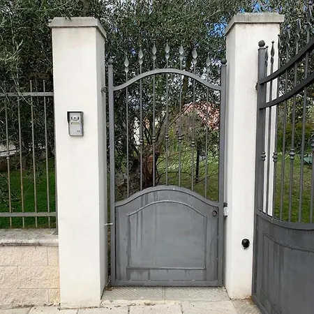Nonna Nesti Dom wakacyjny